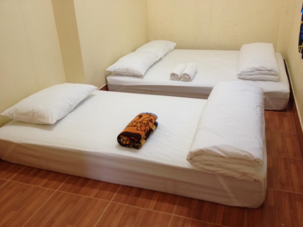 Bankaikow Hostel Kanchanaburi Buitenkant foto